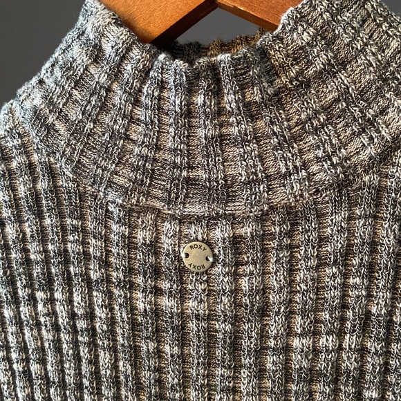 Roxy dress - Picture 3 of 7